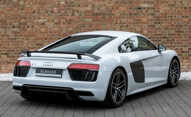 Audi R8 V10 Plus 7