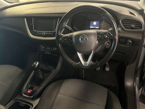 Vauxhall Grandland X 1.2 Grandland X SE T S/S 5dr 13