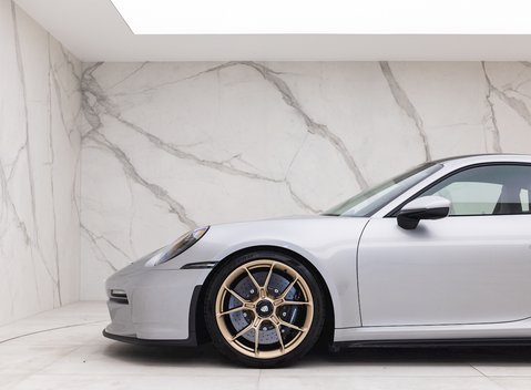 Porsche 911 (992) GT3 Touring 22