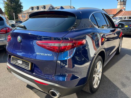 Alfa Romeo Stelvio 2.0T Speciale SUV 5dr Petrol Auto Q4 AWD Euro 6 (s/s) (280 ps) 10