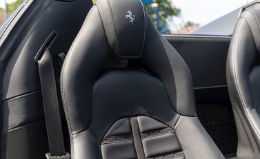 Ferrari 488 Spider 15