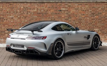 Mercedes-Benz AMG GT R GT R Pro 7