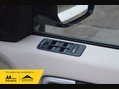 Land Rover Discovery Sport 2.0 Discovery Sport Luxury HSE TD4 Auto 4WD 5dr 36