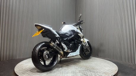 Suzuki GSR750 2011 ONLY 24K SPORTS EXHAUST LONG MOT NAKED BIKE 2