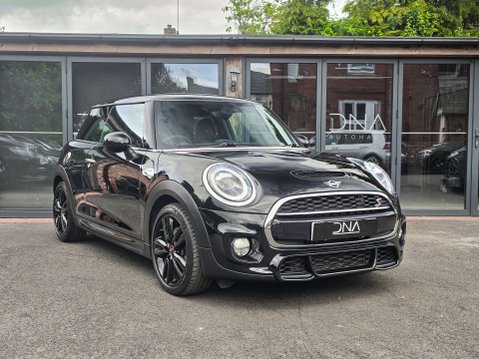 Mini Hatch 2.0 Cooper S Sport 3dr 28