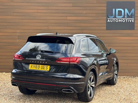Volkswagen Touareg 3.0 Touareg V6 R-Line Tech TDI Auto 4WD 5dr 4