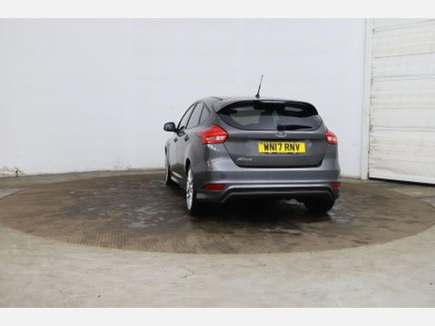 Ford Focus 1.5 TDCi ST-Line Euro 6 (s/s) 5dr 4