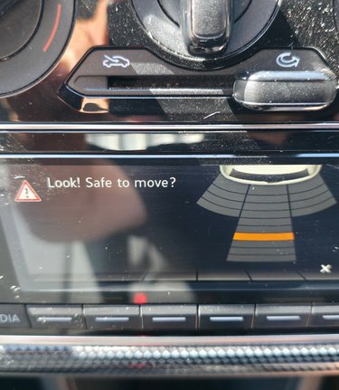 Volkswagen Up 1.0 MOVE UP LOOK! FULL SERVICE HISTORY! 6 SERVICES! 3