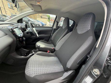 Peugeot 108 ALLURE 14
