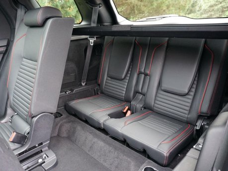 Land Rover Discovery Sport 2.0 D200 MHEV R-Dynamic HSE Auto 4WD Euro 6 (s/s) 5dr 
