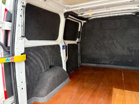 Ford Transit Custom 2.2 Transit Custom 290 Ltd E-Tech 29