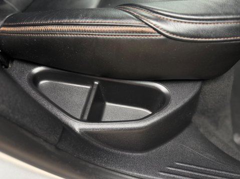 Volvo V40 2.0 D2 Lux Euro 6 (s/s) 5dr 43