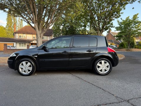 Renault Megane 1.6 VVT Oasis 5dr 3