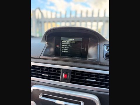 Volvo V70 2.0 V70 SE Nav D4 5dr 27
