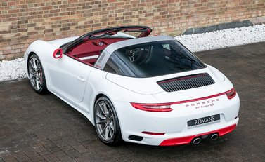 Porsche 911 (991) Targa 4S PDK 21