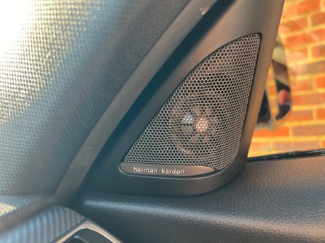 BMW 3 Series 3.0 335d M Sport Shadow Edition Touring 5dr Diesel Auto xDrive Euro 6 (s/s) 25