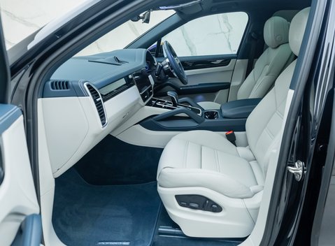 Porsche Cayenne V6 E-Hybrid 16