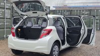 Toyota Yaris 1.33 Dual VVT-i Design Hatchback 5dr Petrol Multidrive S Euro 6 (99 ps) 16