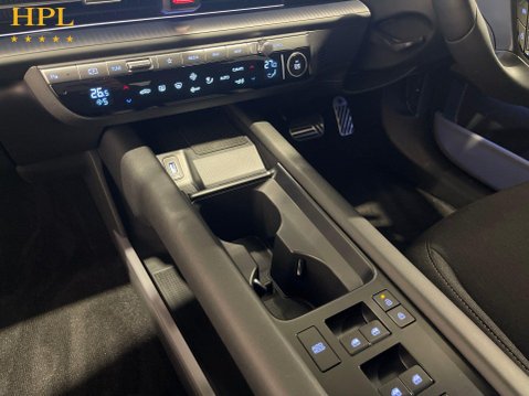 Hyundai IONIQ 6 77.4kWh Premium Saloon 4dr Electric Auto (228 ps) 22