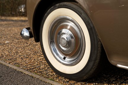 Rolls-Royce Silver Cloud II 13