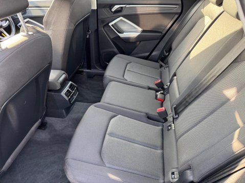 Audi Q3 1.5 TFSI CoD 35 Sport Euro 6 (s/s) 5dr 49