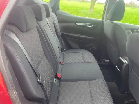 Nissan Qashqai 1.6 dCi Acenta XTRON 2WD Euro 5 (s/s) 5dr 19