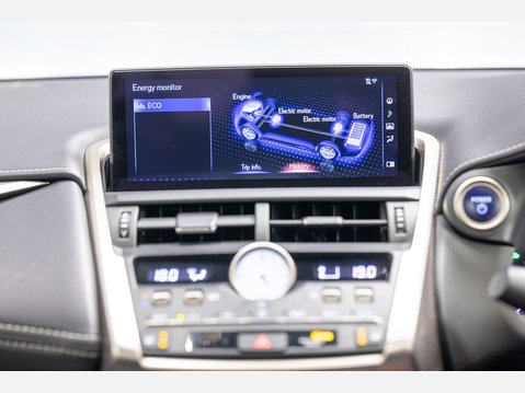 Lexus NX 2.5 300h GPF Premium SUV 5dr Petrol Hybrid E-CVT 4WD Euro 6 (s/s) (197 ps) 35