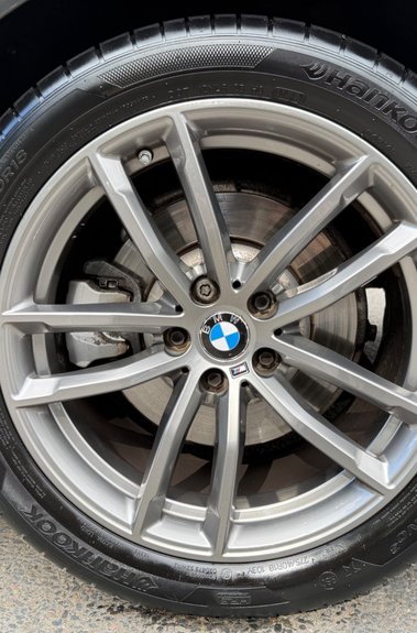 BMW 5 Series 520D M SPORT - RARE SOPHISTO GREY WITH IVORY LEATHER INTERIOR  