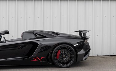 Lamborghini Aventador SV LP 750-4 Roadster 16