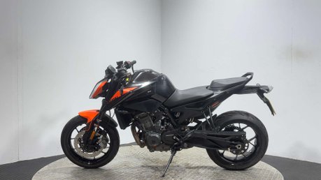 KTM Duke 2021 12K PROJECT BIKE SUPERMOTO SPARES OR REPAIR 890CC 4