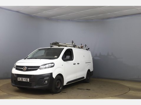 Vauxhall Vivaro 2.0 Turbo D 3100 Dynamic L2 H1 Euro 6 (s/s) 6dr 1