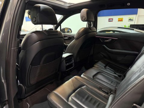 Audi Q7 3.0 TDI V6 50 Black Edition SUV 5dr Diesel Tiptronic quattro Euro 6 (s/s) ( 34