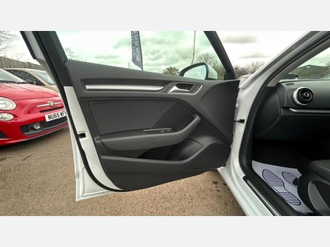 Audi A3 1.4 TFSI Sport Sportback S Tronic Euro 5 (s/s) 5dr 27