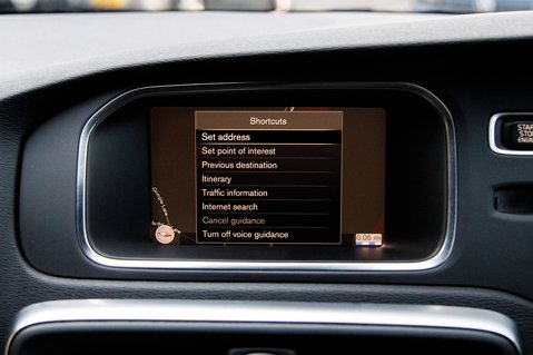 Volvo V40 T2 R-DESIGN EDITION 20