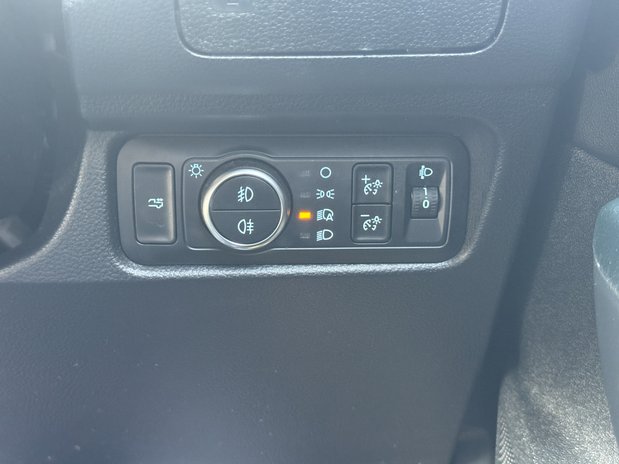 Ford Ranger Wildtrak X | Auto | 2 LT | (SOLD CM) Double Cab | Sensors | Camera | EURO 6 28
