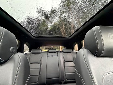 Jaguar F-Pace I V6 S AWD 26