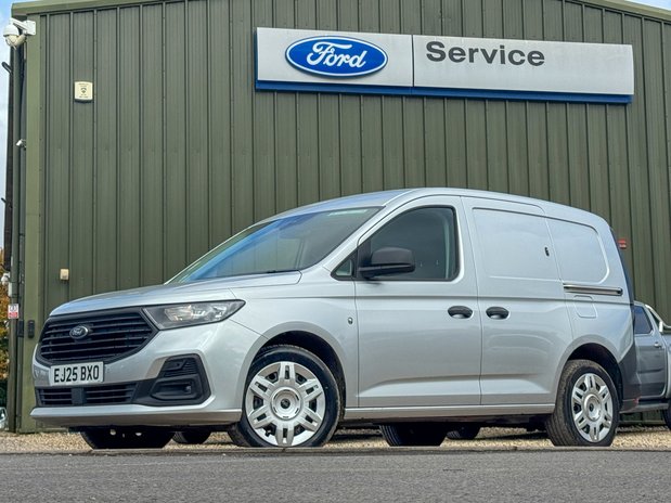 Ford Transit Connect AUTO SWB L1H1 Low Roof Trend Air Con Sensors Cam E 1