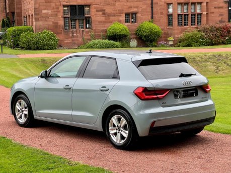 Audi A1 SPORTBACK TFSI TECHNIK 23