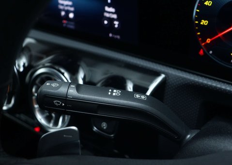 Mercedes-Benz CLA Class 1.3 CLA200 AMG Line (Premium 2) Coupe 4dr Petrol 7G-DCT Euro 6 (s/s) (163 p 40