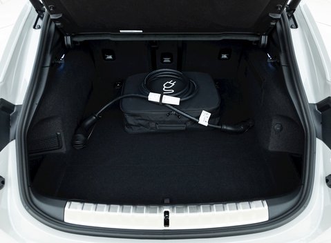 Porsche Taycan GTS Sport Turismo 28