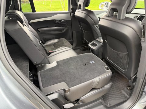 Volvo XC90 2.0 D5 PowerPulse R-Design Auto 4WD Euro 6 (s/s) 5dr 47