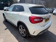 Mercedes-Benz GLA GLA 250 4MATIC AMG LINE 6