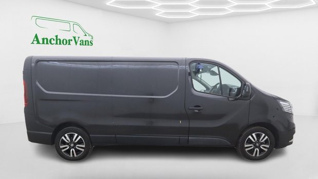 Renault Trafic LWB L2H1 Low Roof Sport LL30 Air Con Alloys Sensors Cam EURO 6 NO VAT 3