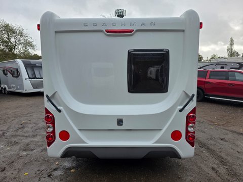 Coachman Pastiche 560/4 7
