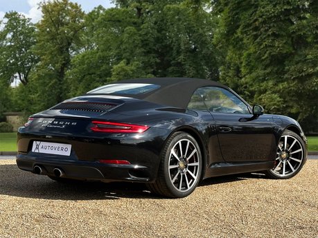 Porsche 911 C2S CONVERTIBLE 5