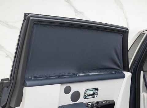 Rolls-Royce Phantom VIII EWB 33