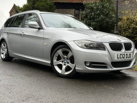 BMW 3 Series 318D EXCLUSIVE EDITION TOURING 18