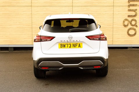 Nissan Qashqai DIG-T N-CONNECTA DCT MHEV 6