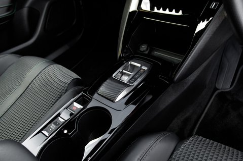 Peugeot 2008 PURETECH S/S GT 34