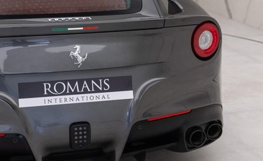 Ferrari F12 Berlinetta 23